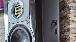 ELAC FS 267 test