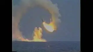 Submarine Trident II D5 Missile Test Launch Failure 12-13-1989 USS Tennessee SSBN 734