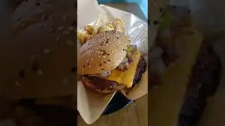 Valley Burger Classic and Dynamite Burger