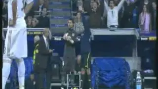Goal Keeper gets red card in Atletico vs. Real Madrid derby! 26.11.2011