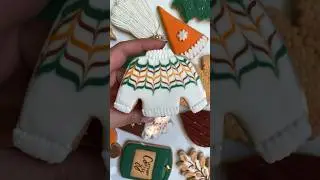 Sweater cookie decorating #customcookies #royalicingcookies #cookieart #short