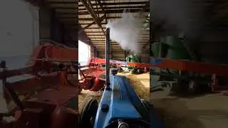 Холодный запуск трактора Ford!#fordtractor#coldstart#tractor#agriculture#