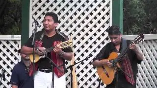 Huayño de mayo ( Auteur Willy Rios)