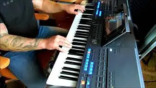 Bailando - E. Iglesias. Yamaha tyros 5