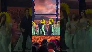 after 30 years of ddlj Shah Rukh Khan and Kajol filmfare 2025 award reunion blast performance #virel
