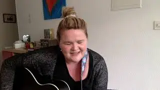 KARI JOBE- FIRST LOVE  (Cover Hallie)