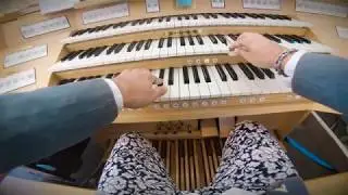 Bach Marcello - Adagio from the Concerto in D minor BWV 974 / Leonart live on the Organ-Truck