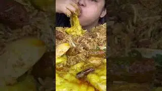 SPICY CHICKEN GIZZARD CURRY WITH HAYDRABADI CHICKEN BIRYANI TANDOORI WHOLE CHICKEN AND PANEER EATING