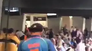 Dhoni mass entry in Melbourne😍😍