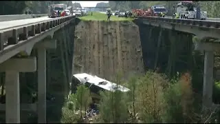 Students describe harrowing Alabama bus crash