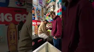 Просто развлекаюсь, смотря безумный ролик от Zollinokino.