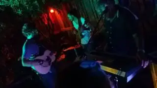 John Butler - Zebra (Surprise jam at Zion Bar, Malta)