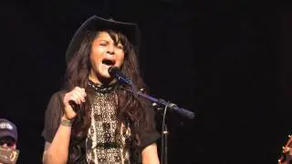 Persia White Performance