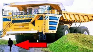 World's Largest Truck in Action : Extreme Mining Dump Truck BelAZ-75710