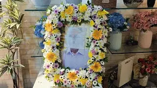 photo frame kaise decoration karte Hain#photo frame flower decoration kya#youtube#flower#arrangement
