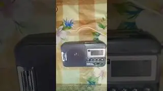 радиоприёмник работает с вложенной антенны