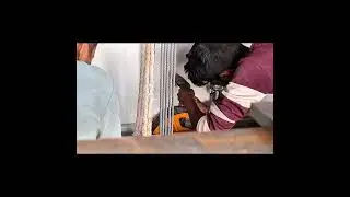 Elevator world kaise namaste 🙏 Om😲 ye kya Kar raha hai yrr aareyrr😭😭😭 #viral #youtubeshorts#elevator