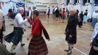 Kingussie Flower, 40-bar reel, RSCDS Book 21