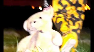 Angyal A F&ouml;ld&ouml;n (vide&oacute;klipp)