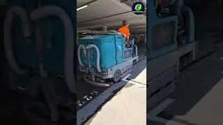 S&eacute;rie Nettoyage de Parking :  Les Parkings d'Hypermarch&eacute;s, nettoyage des sols &agrave; l'autolaveuse