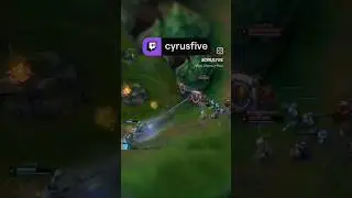 Nautilus hook prediction on Jinx flash! #nautilus #leagueoflegends #riotgames #shorts #league #lol