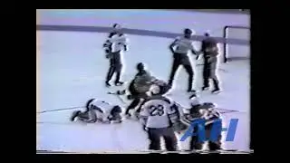 OHL Apr. 10, 1987 Oshawa Generals v Kingston Canadians (melee) Greg Watson v Marc Laforge