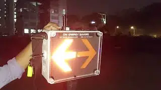 Rechargeable LED Traffic Diversion Light / LED Arrow Indicator Light