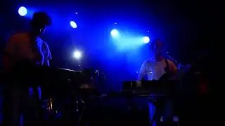 Isolationsgemeinschaft - Blindflug