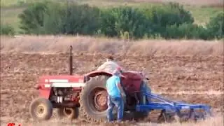 Enter Traktörle Tarla sürümü 4 Pulluk