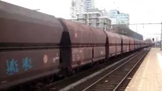 DBSRN 6430+6461+6425 met ijzererts trein in Falns wagons