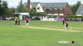 David Lloyd (Bumble) vs Murali - 