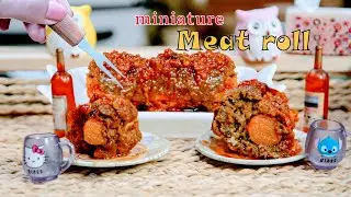 Delicious and easy miniature meat roll (dietary)