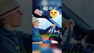 Justin Bieber sings 'Mistletoe' while driving