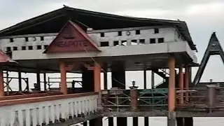 Suasana Pantai Sampang Madura di sore hari