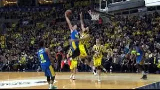 Deni Avdija AMAZING DUNK POSTER on Luigi  Gigi  Datome