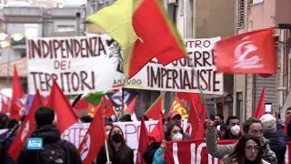 Niscemi, corteo No Muos contro la guerra: «Via la Nato dalla Sicilia»