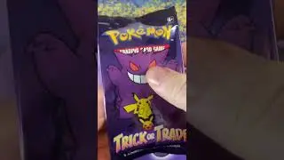 Pok&eacute;mon TCG Halloween Trick or Trade BOOster Pack Opening