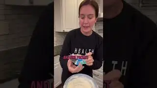 Low Carb Fruit Dip #lowcarb #ketorecipes #quickandeasyrecipes #lowcarbrecipes #lowcarbdessert