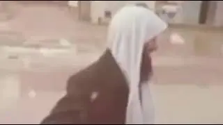 اذان ابو لقين صوته رائع قبلة وفاته😔