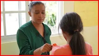 Todos se burlaban de ella por que no sabia leer el final es conmovedor