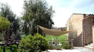 Borgo di Tragliata: Courtyard between La Balera, Favole and Maglio rooms