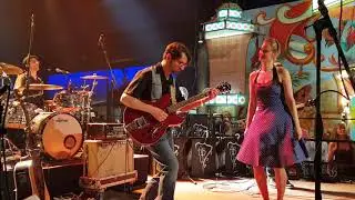 ROCK 'N' BELLA feat. Janneke Ivankova - (Let's Have A) Party - live at Rock 'n Roll anne Raupe 2019