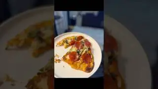 Perfect Pizza on the Masterbuilt Gravity Series Smoker #pizza #food #grilltime