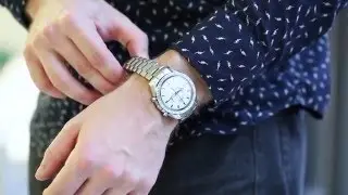 Omega Speedmaster Broad Arrow 1957 Edition | Crown & Caliber Hot Minute with a Watch