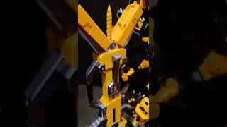 新成品鋼獅子Gunleon和布拉斯塔Brasta與櫃裏的狩狼牙Shulawga SRWZ合影