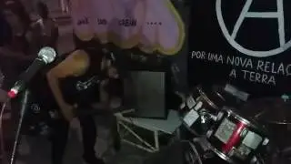 total desprezo-feira punk17/12/2016