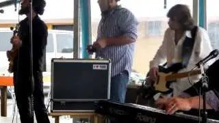 A little shuffling music...