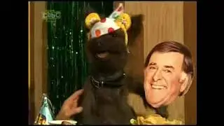 CBBC - Iain and Hacker - 19 11 10