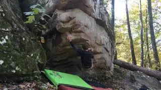 Moss Rock Preserve bouldering: V7 I'll tumble for ya