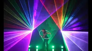 FilenameLichtkunst in Bewegung &bull; LED Performance f&uuml;r Events &bull; K&uuml;nstler:innen anfragen & buchen